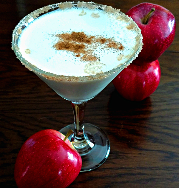 Baileys Apple Pie Martini Lundeen's